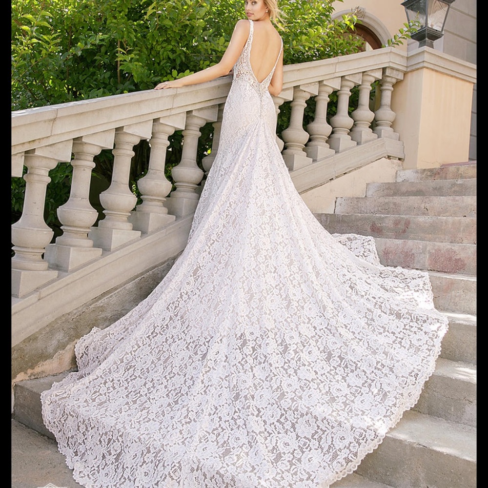 Moonlight Bridal Couture H1343 ivory lace wedding dress Size 12